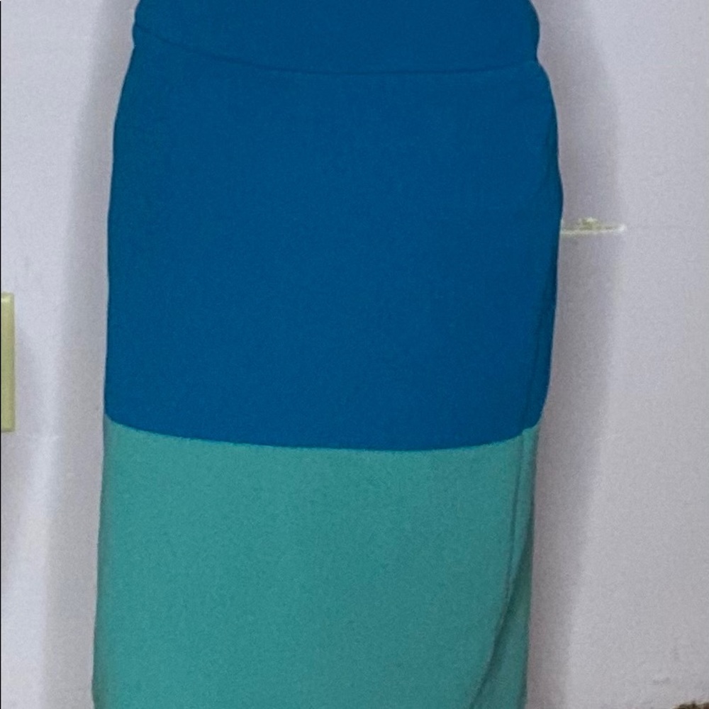 Large LuLaRoe Cassie